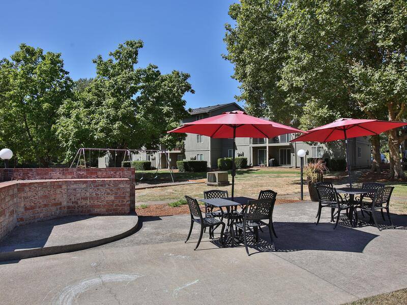 Apartment for rent at 1709 Blankenship Rd, West Linn, OR 97068