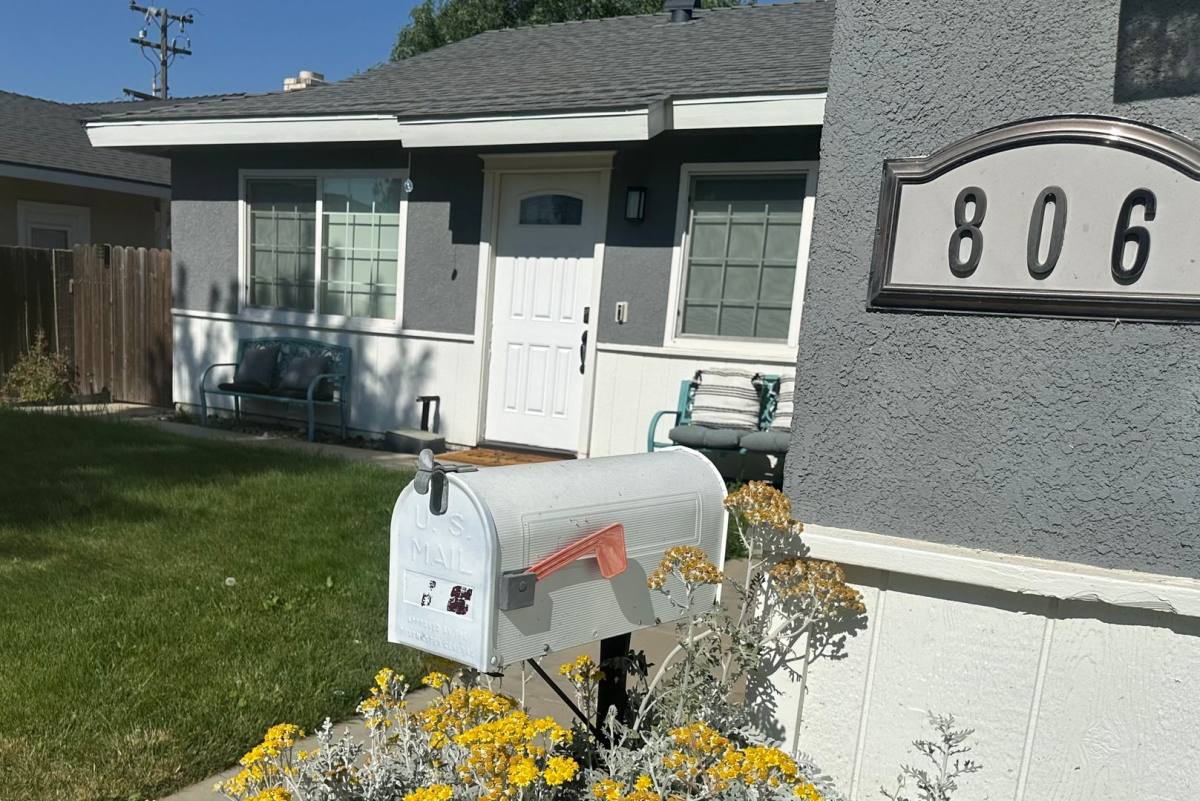 House for rent at 806 Kelton St, Tehachapi, CA 93561