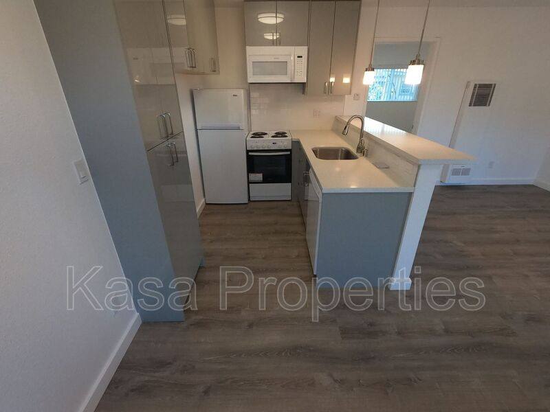 Apartment for rent at 2828 College Ave #10, Berkeley, CA 94705