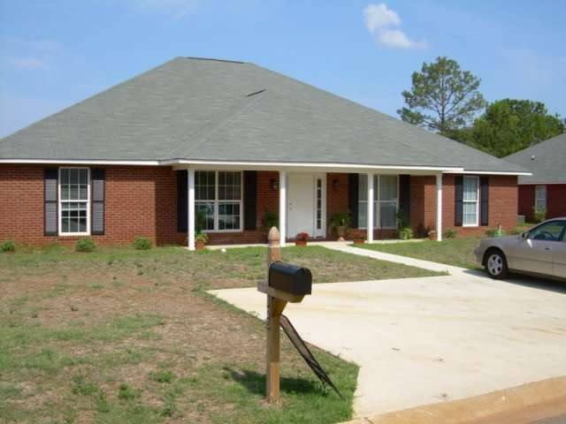 House for rent at 123 Wescott Lane, Albany, GA 31721
