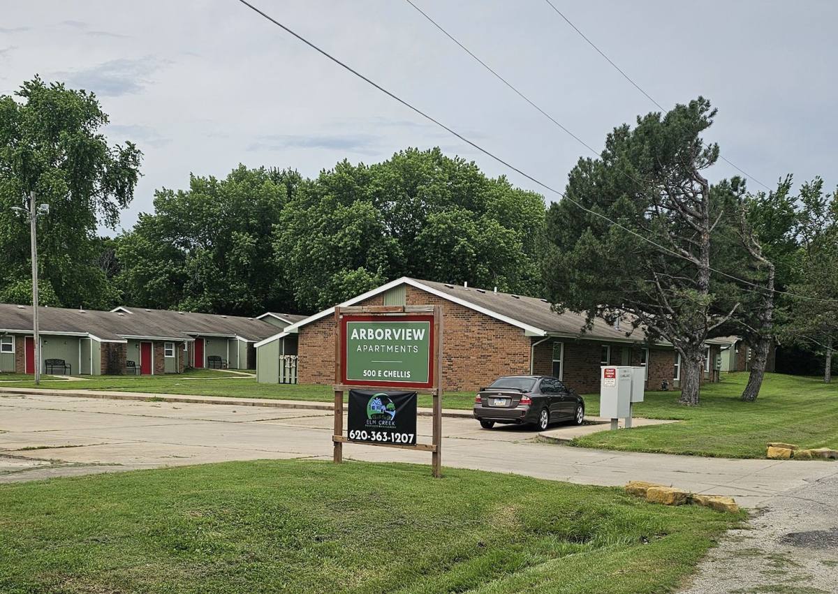 Apartment for rent at 500 E Chellis St, Yates Center, KS 66783