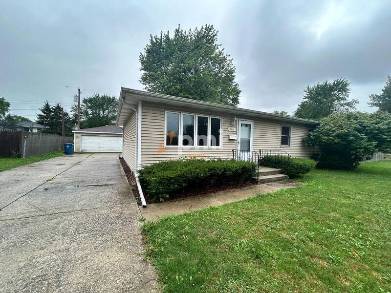 House for rent at 7724 Mount St, Schererville, IN 46375