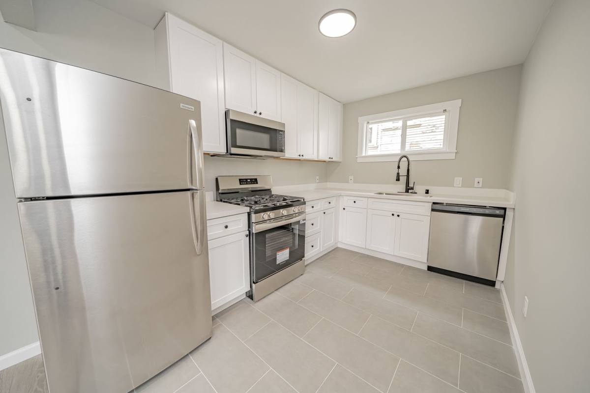 Apartment for rent at 3300 Martin Luther King Jr Way, Emeryville, CA 94608