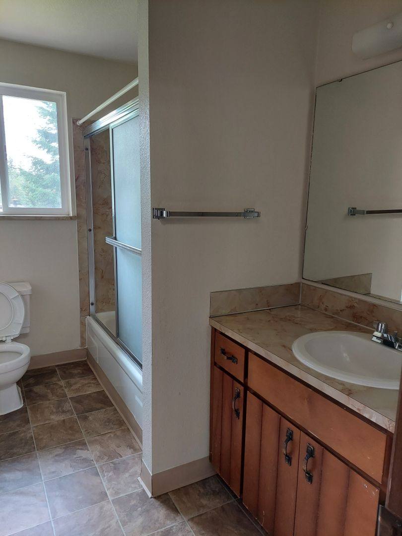Apartment for rent at 7414 152nd St Court E, Puyallup, WA 98375