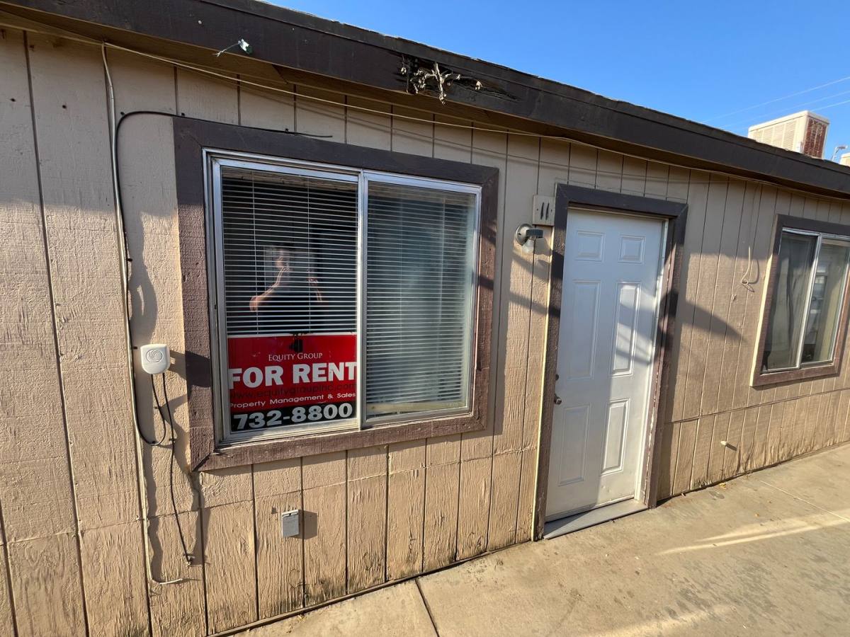 Apartment for rent at 9310 - 9330 Rd, Terra Bella, CA 93270