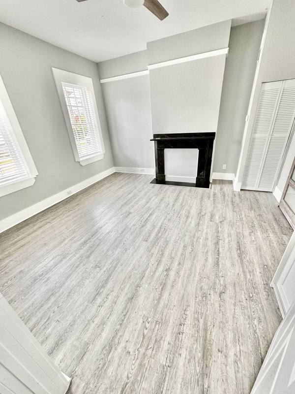Apartment for rent at 31 S Jefferson St #B, Petersburg, VA 23803