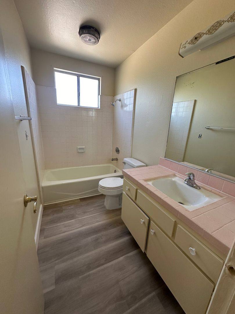 Apartment for rent at 1423 Edgewood Dr, Alhambra, CA 91803