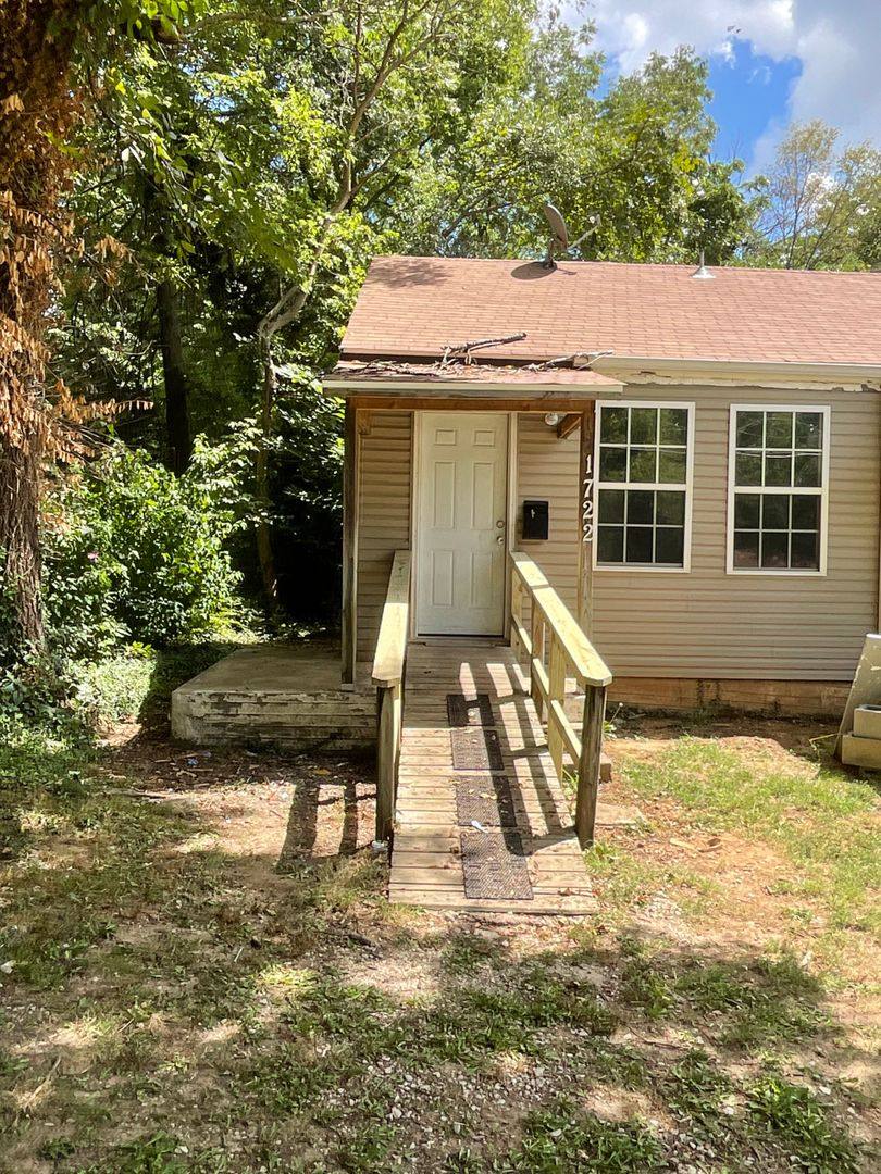House for rent at 1722 N Fremont Ave, Springfield, MO 65803