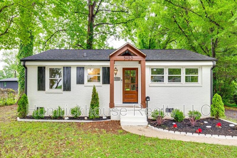 House for rent at 3120 Parkway Ave, Charlotte, NC 28208