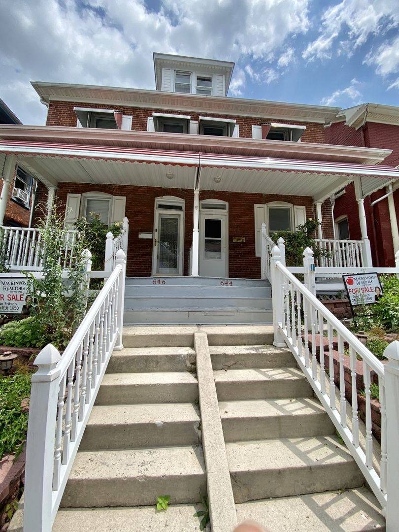 Apartment for rent at 644-646 N Mulberry St, Hagerstown, MD 21740