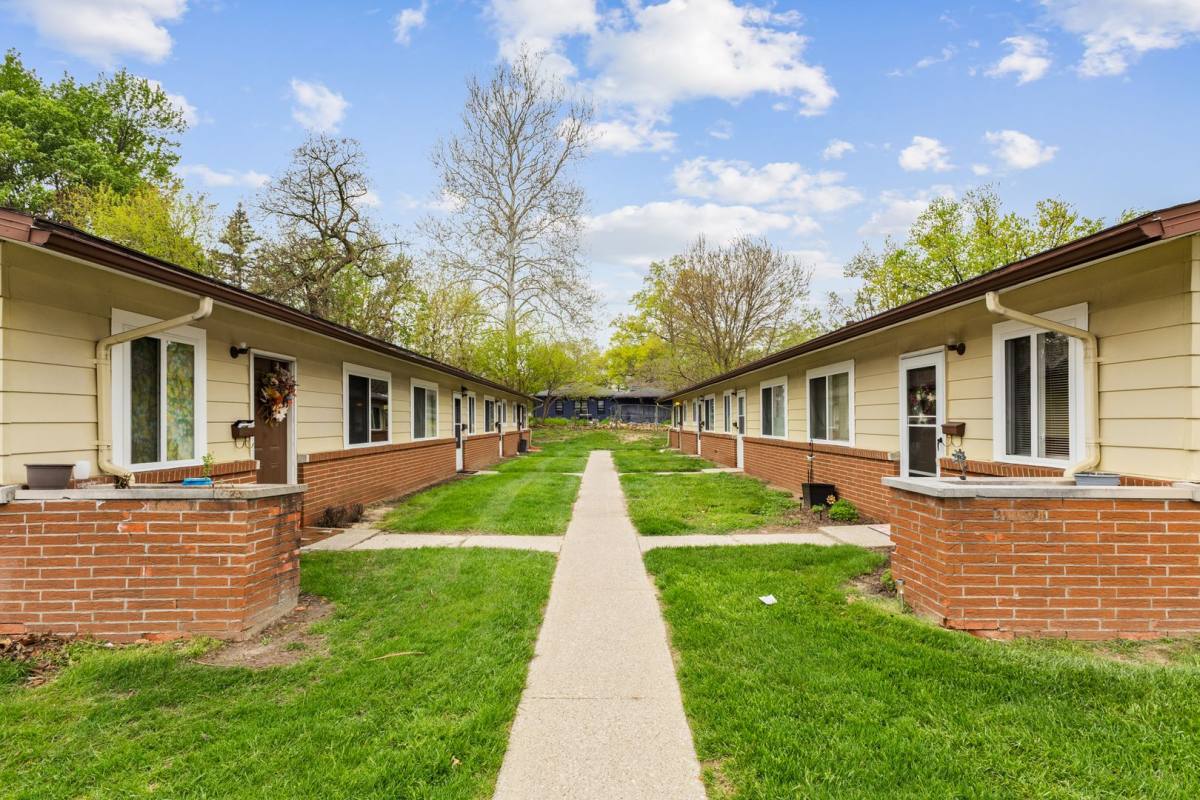 426 - 432 S Enterprise St, Bowling Green, OH 43402