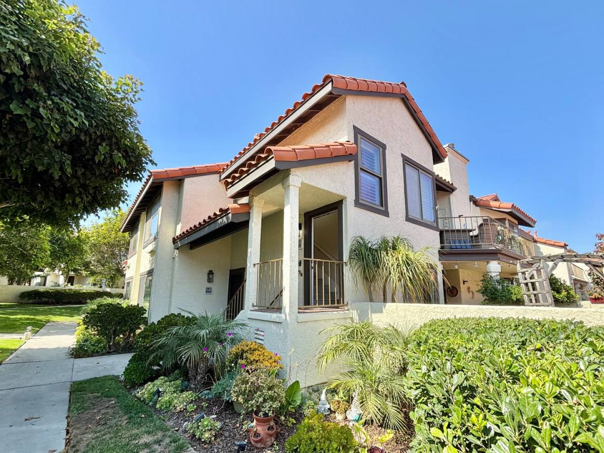Condo for rent at 2231 Martinique Lane, Oxnard, CA 93035