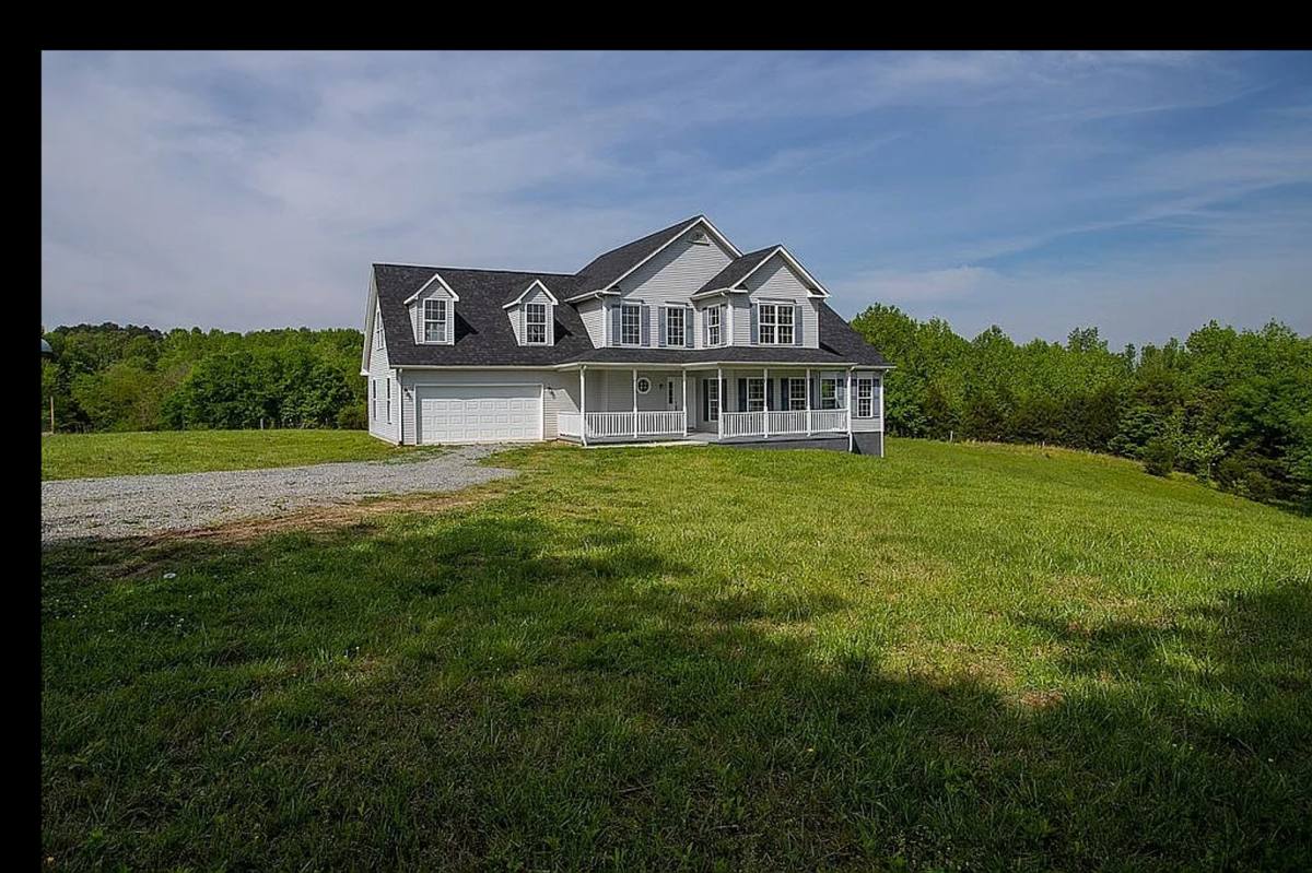 House for rent at 6240 Melon Rd, Sutherlin, VA 24594