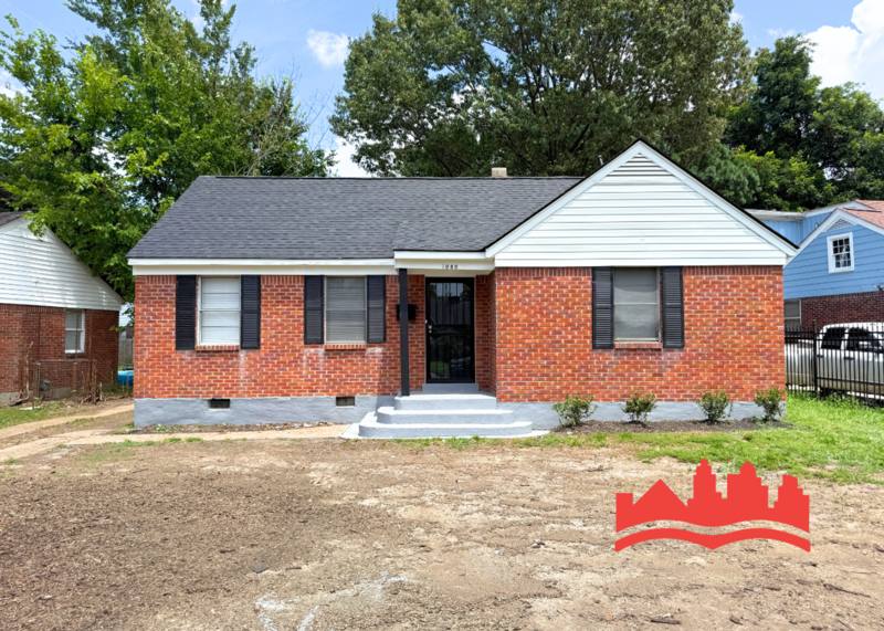 House for rent at 1080 Waring Rd, Memphis, TN 38122
