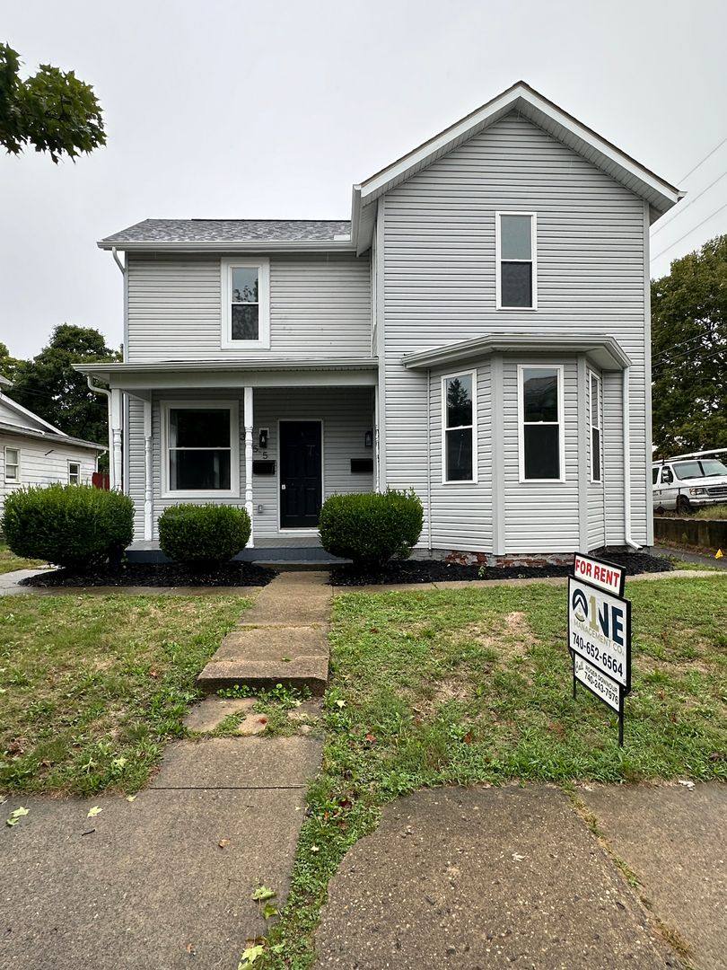 Apartment for rent at 315 N Maple St, Lancaster, OH 43130
