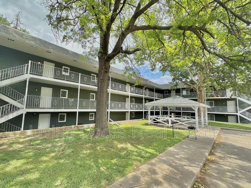 Apartment for rent at 1215 A St #3, Lincoln, NE 68502