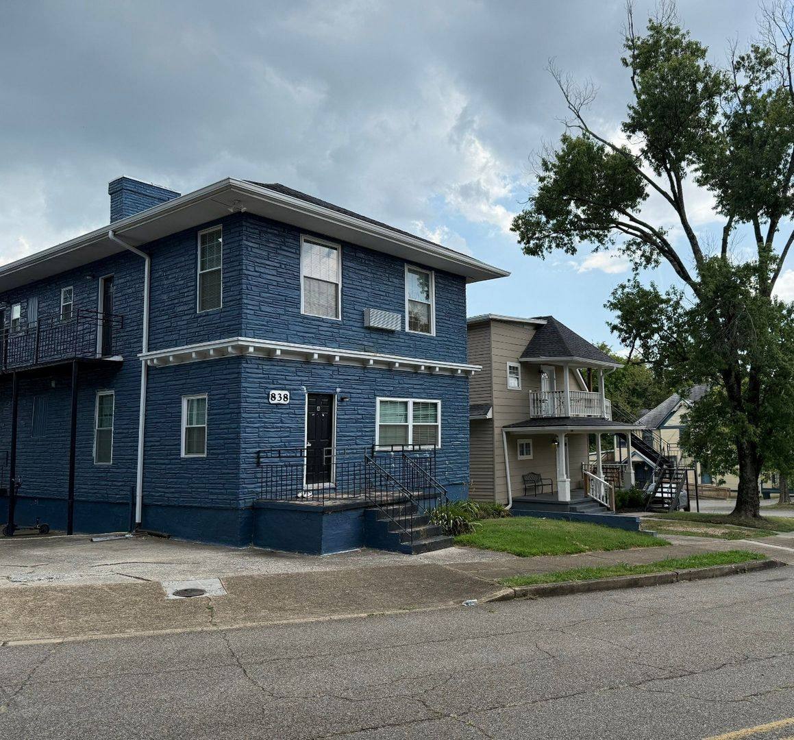 Apartment for rent at 838 N Fourth Ave, Knoxville, TN 37917
