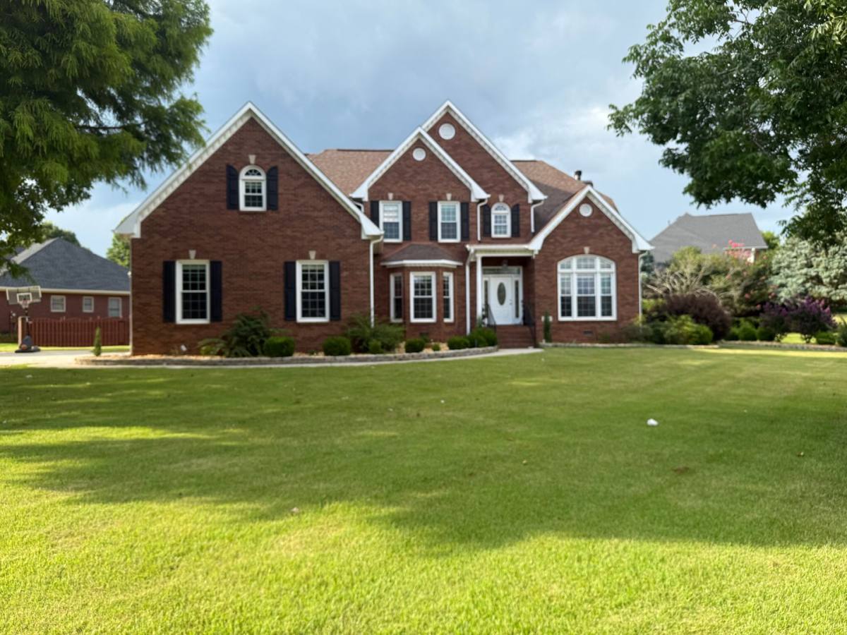House for rent at 100 Redwood Dr, Madison, AL 35758