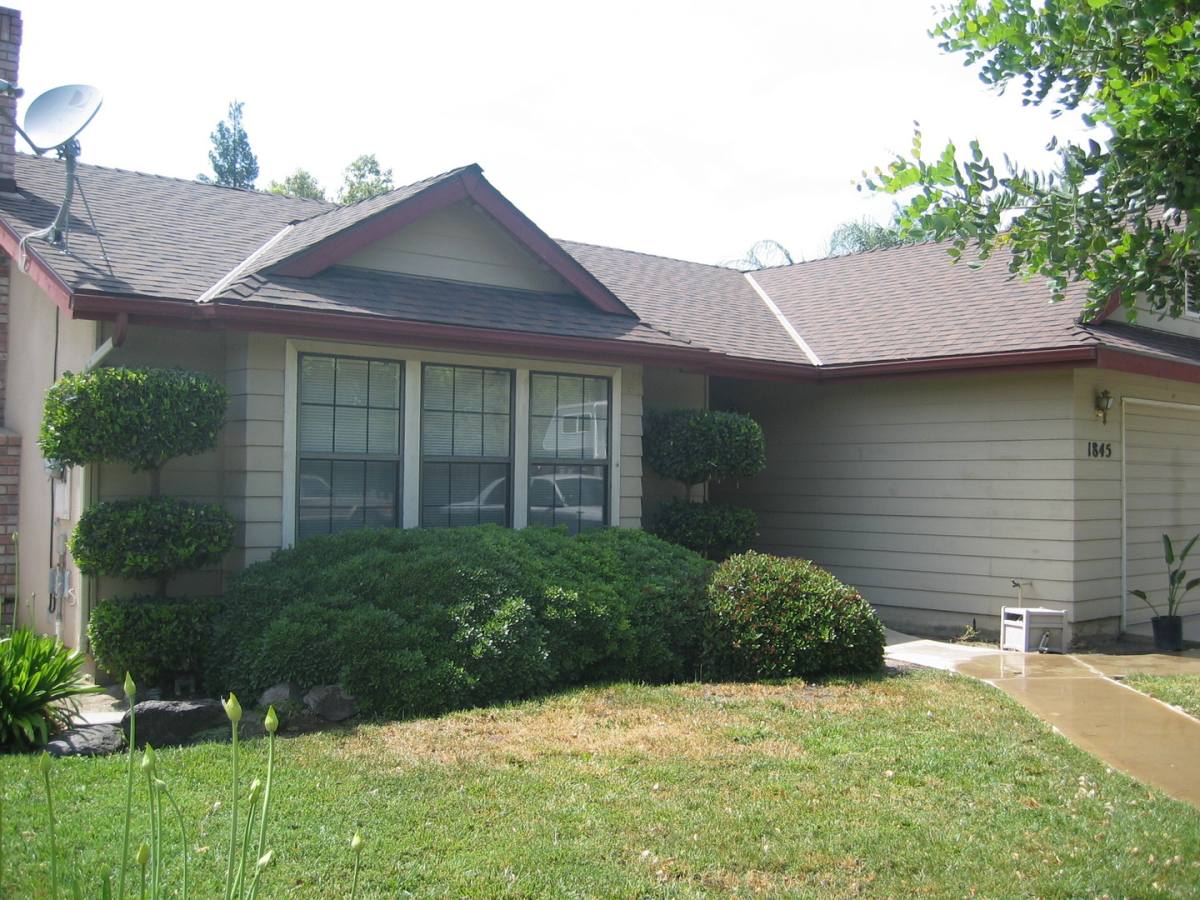 House for rent at 1845 N Selina Court, Visalia, CA 93292