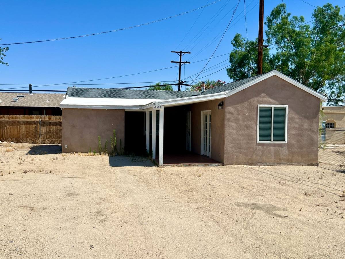 Apartment for rent at 6551 La Luna Ave, Twentynine Palms, CA 92277