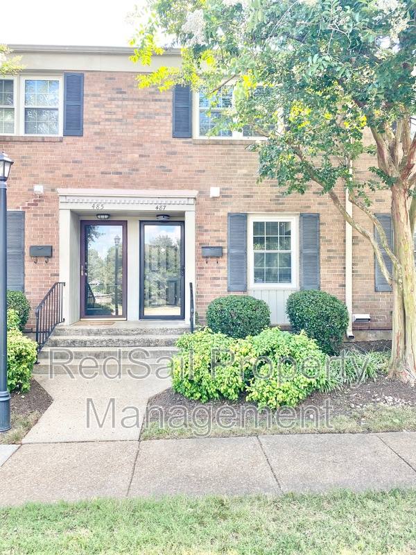 Townhouse for rent at 487 Bridge St, Hampton, VA 23669