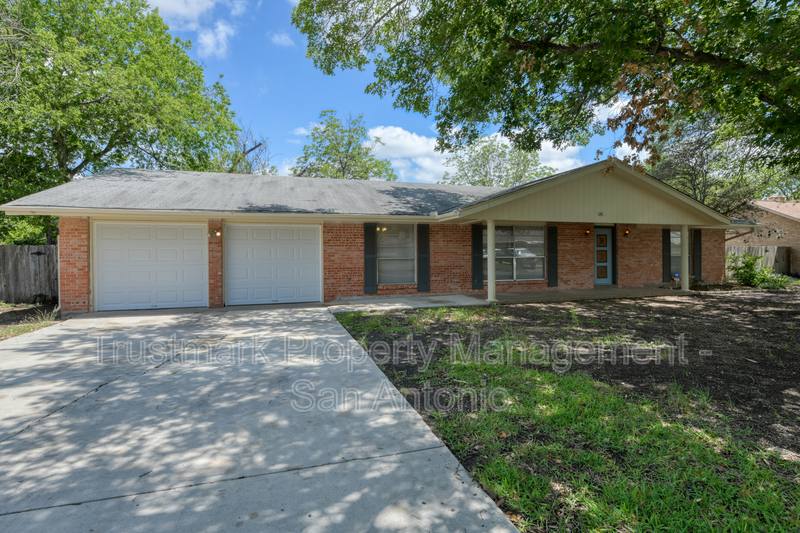 House for rent at 641 Richfield Dr, San Antonio, TX 78239