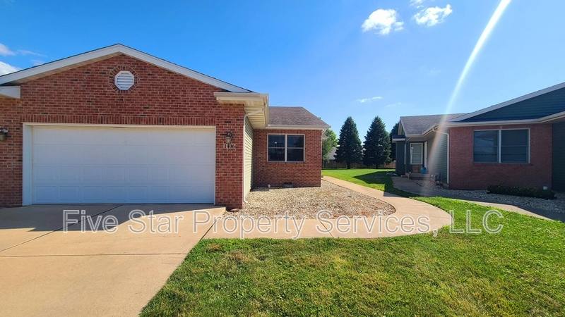 House for rent at 1406 School House Lane, Chatham, IL 62629