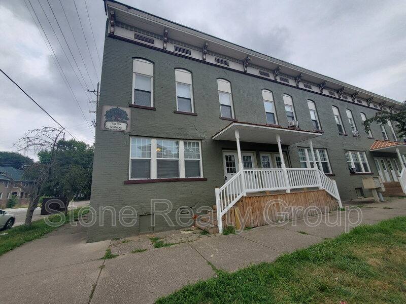 Apartment for rent at 500 S 5th St, Terre Haute, IN 47807