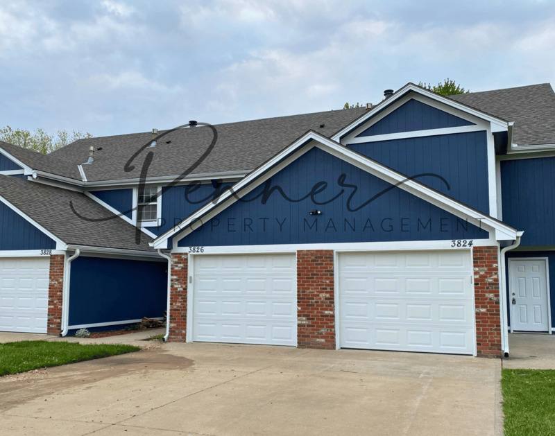 Townhouse for rent at 3826 SW Harbor Dr, Lees Summit, MO 64082
