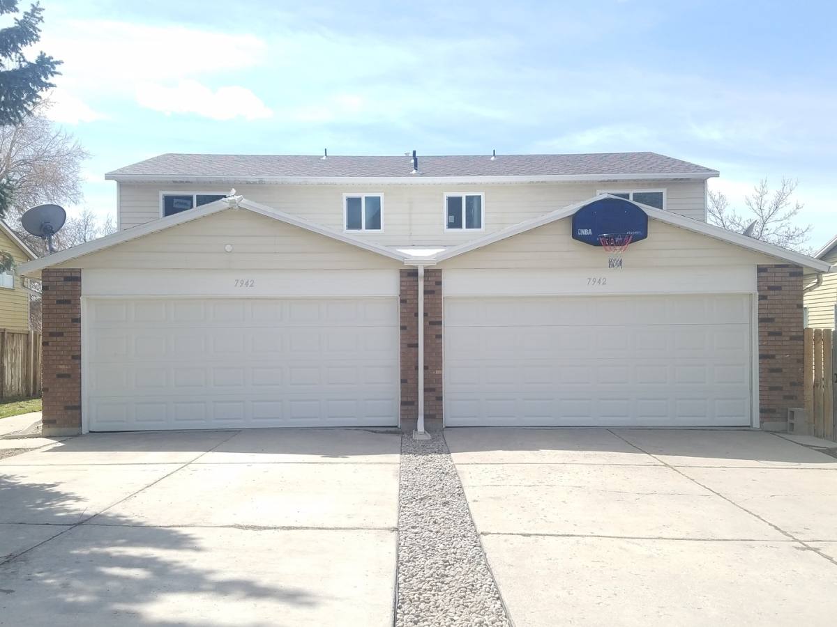 Apartment for rent at 7942 S Chadbourne Dr, Salt Lake City, UT 84121