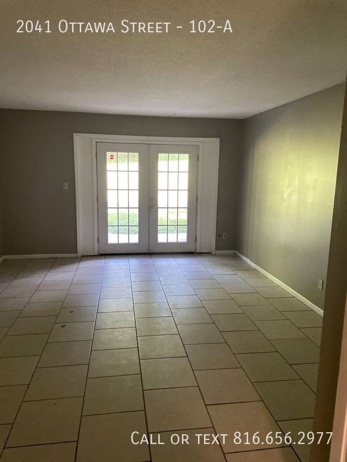 Apartment for rent at 2041 Ottawa St #102-A, Leavenworth, KS 66048