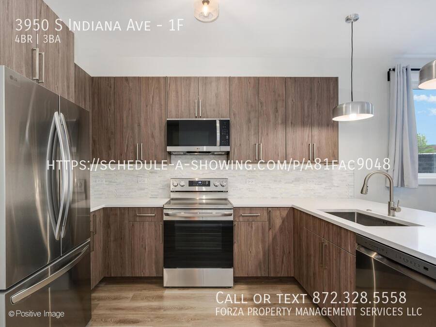 Condo for rent at 3950 S Indiana Ave #1F, Chicago, IL 60653