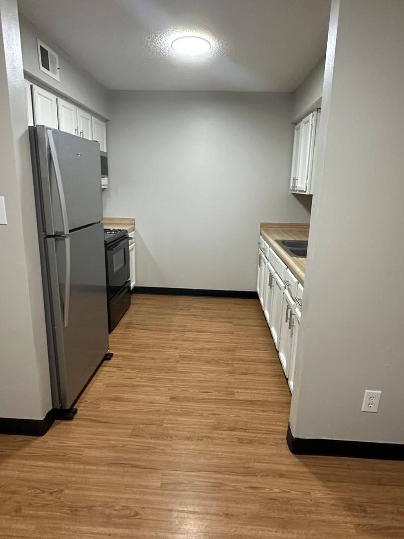 Apartment for rent at 1701 S 9th St, Paragould, AR 72450