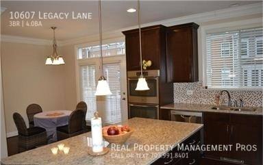 Townhouse for rent at 10607 Legacy Lane, Fairfax, VA 22030