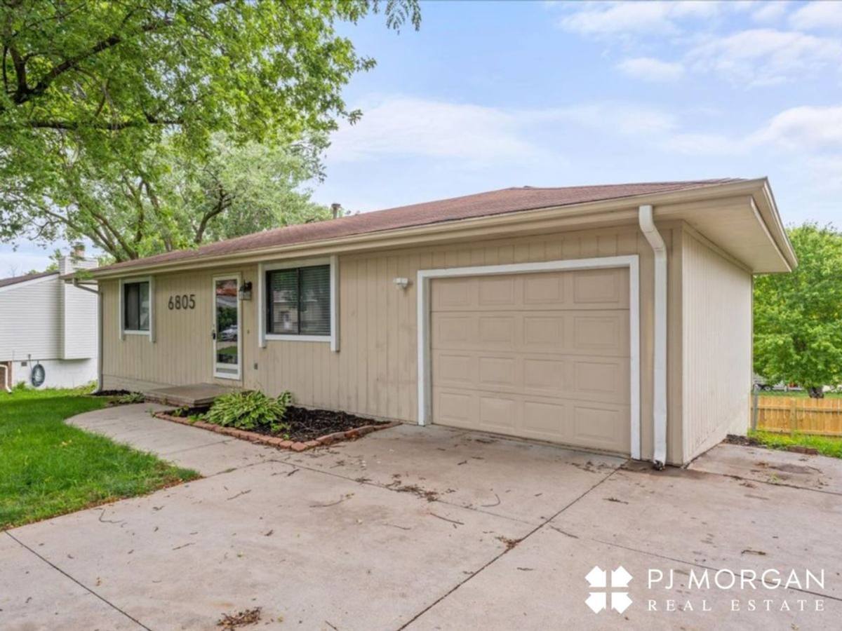 House for rent at 6805 S 135th Ave, Omaha, NE 68137