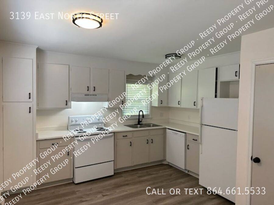 Apartment for rent at 3139 E N St, Greenville, SC 29615