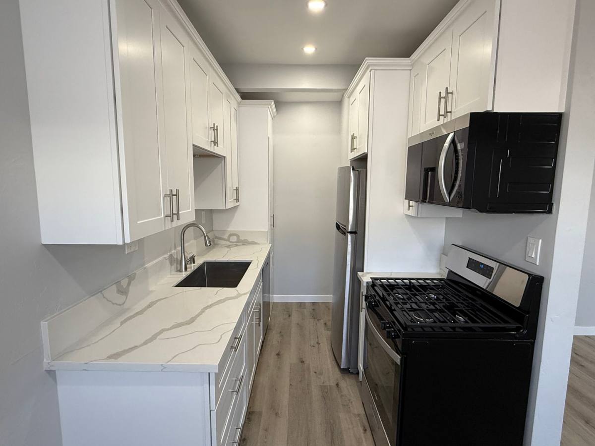 Apartment for rent at 195 Ballantyne St, El Cajon, CA 92020