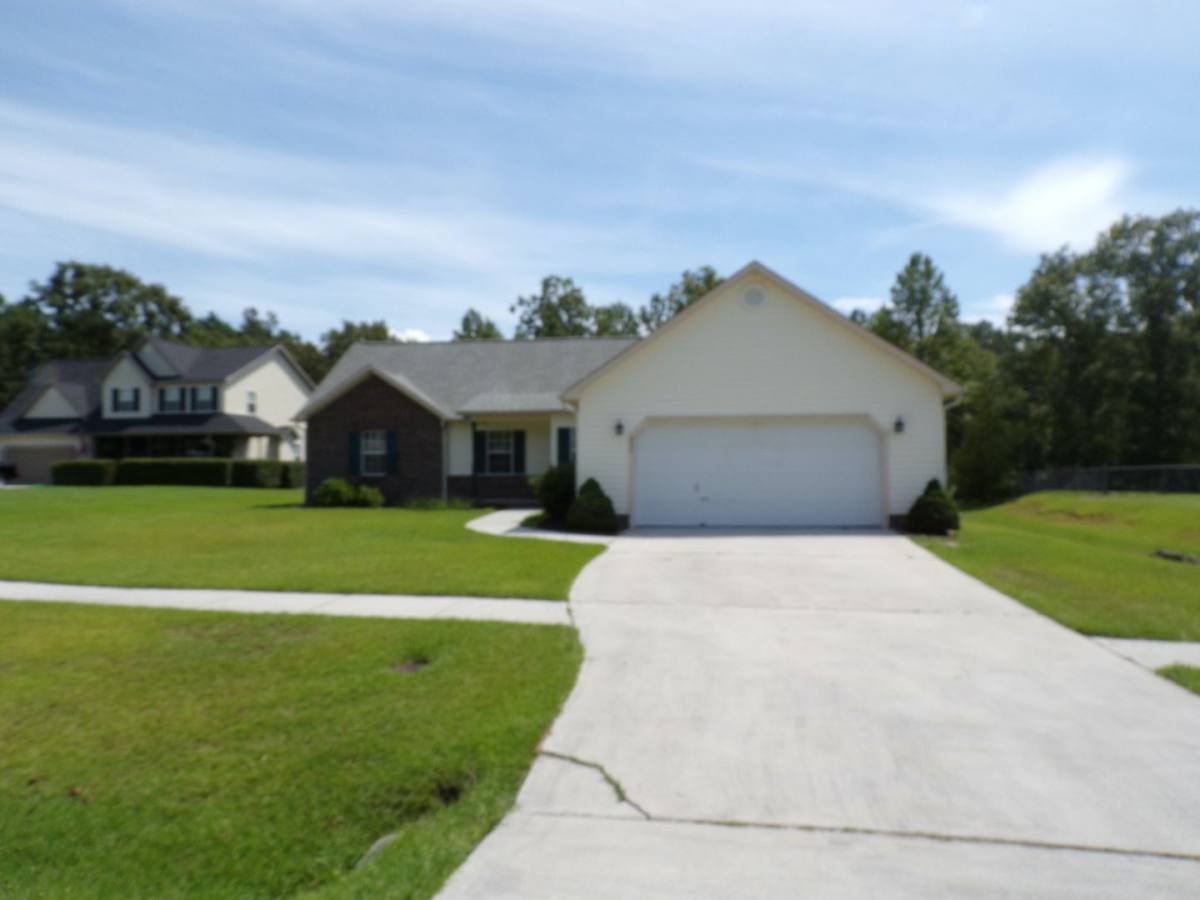 House for rent at 203 Wellington Place, Jacksonville, NC 28546