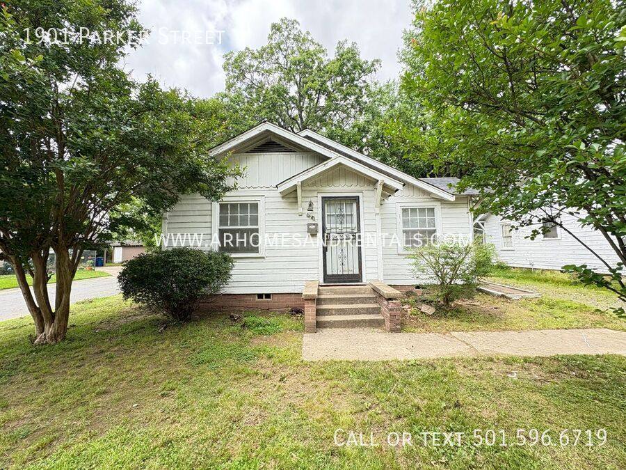 House for rent at 1901 Parker St, North Little Rock, AR 72114