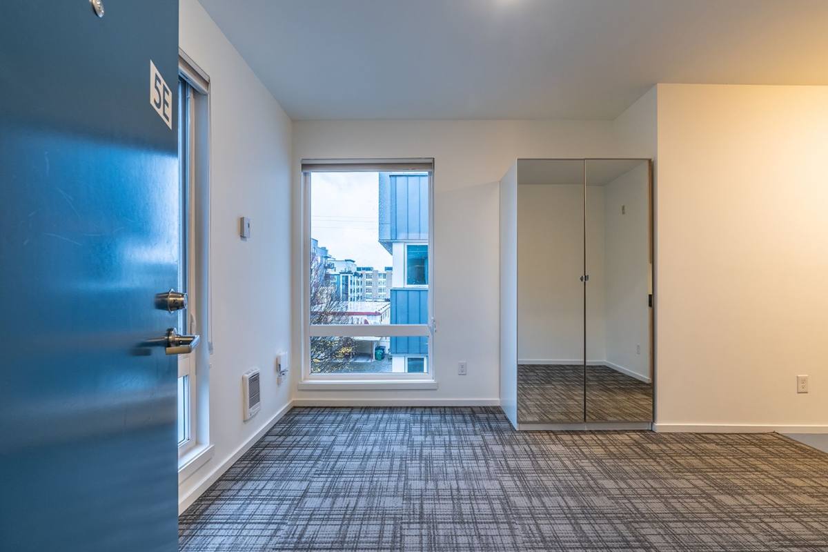 Apartment for rent at 2418 NW 58th St, Seattle, WA 98107