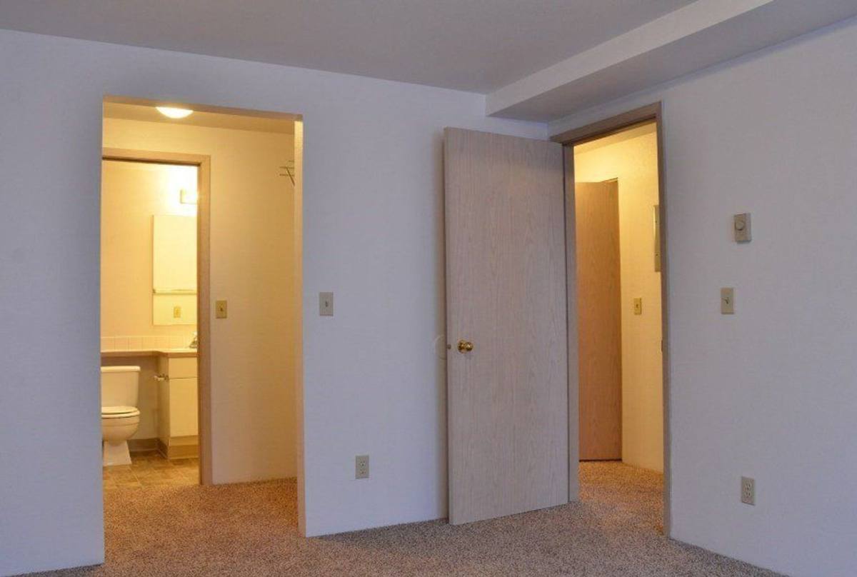 Apartment for rent at 15615 E 4th Ave, Veradale, WA 99037