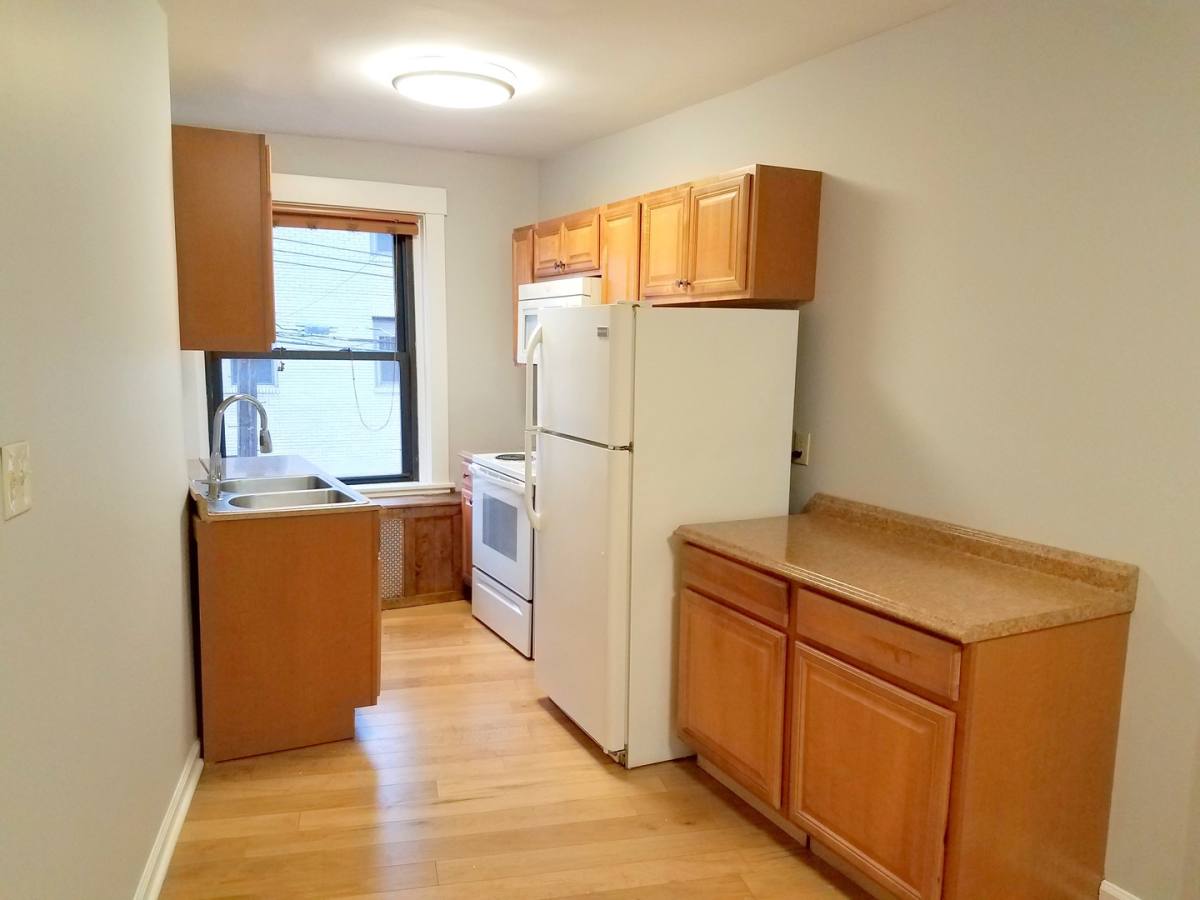 Apartment for rent at 1431 Potomac Ave, Pittsburgh, PA 15216