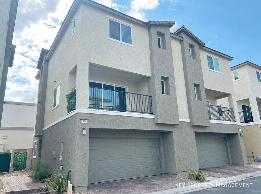 Townhouse for rent at 6858 Truffle Gray St, Las Vegas, NV 89148