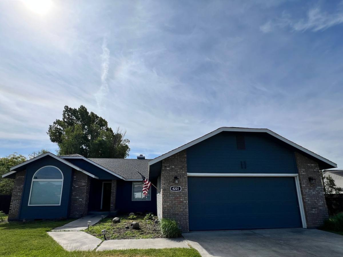 House for rent at 4201 Cove W Dr, Moses Lake, WA 98837