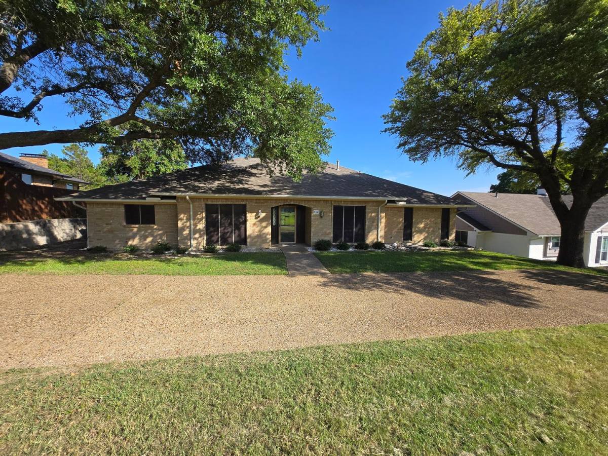 House for rent at 206 Alta Vista Dr, Rockwall, TX 75087