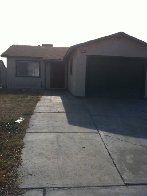 House for rent at 2221 Juniper, Dos Palos, CA 93620