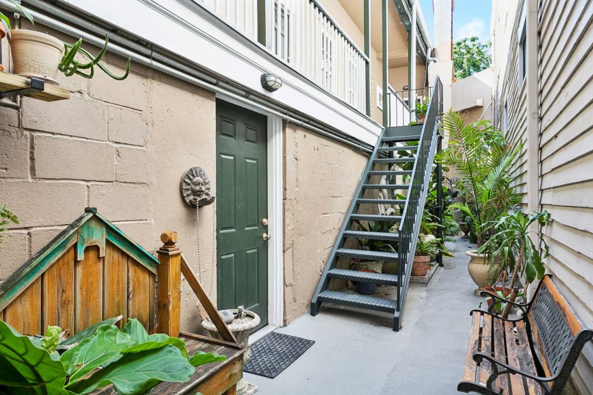 Apartment for rent at 4125 Magazine St, New Orleans, LA 70115