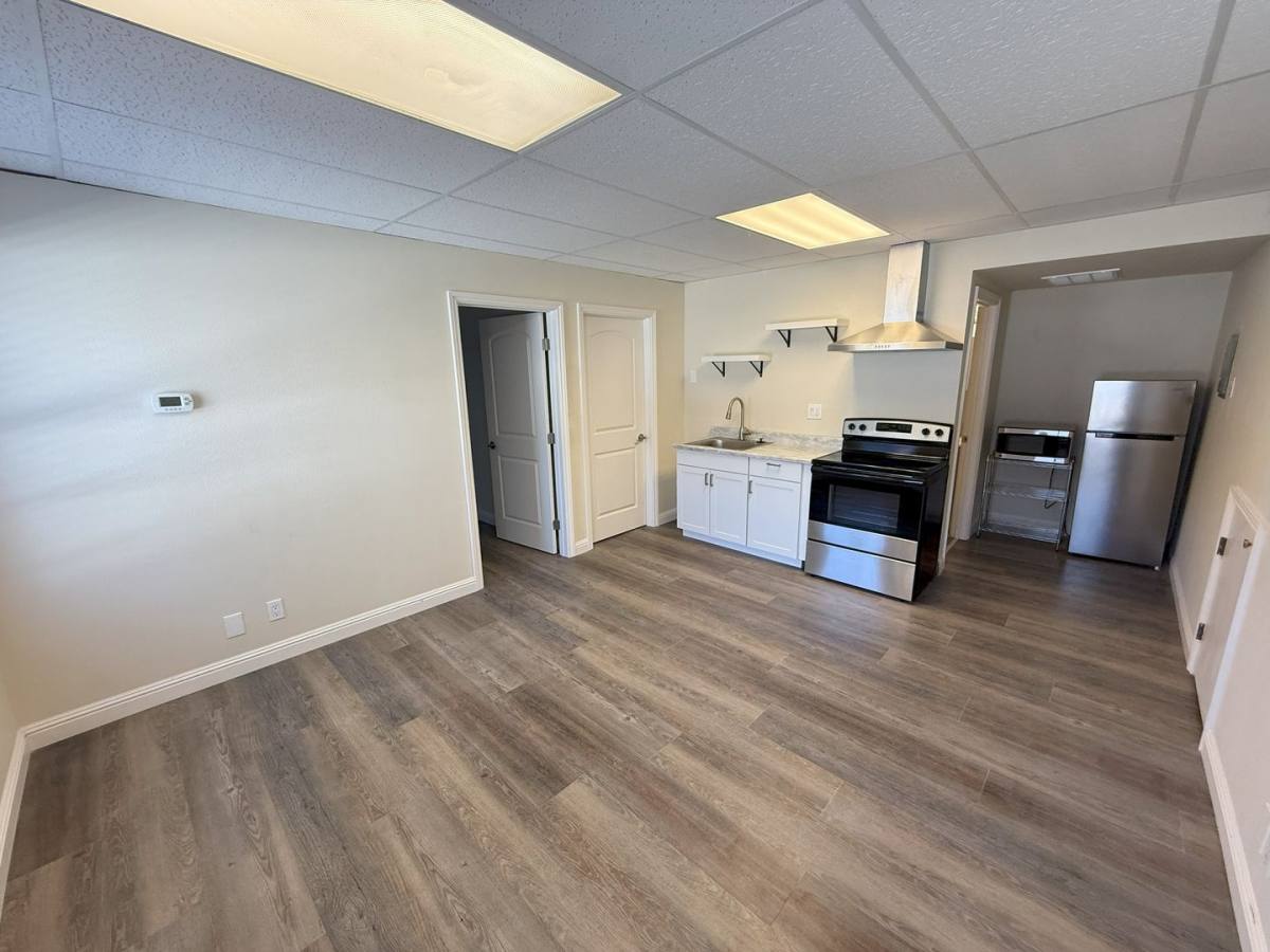 Apartment for rent at 1131 Luchessi Dr, San Jose, CA 95118