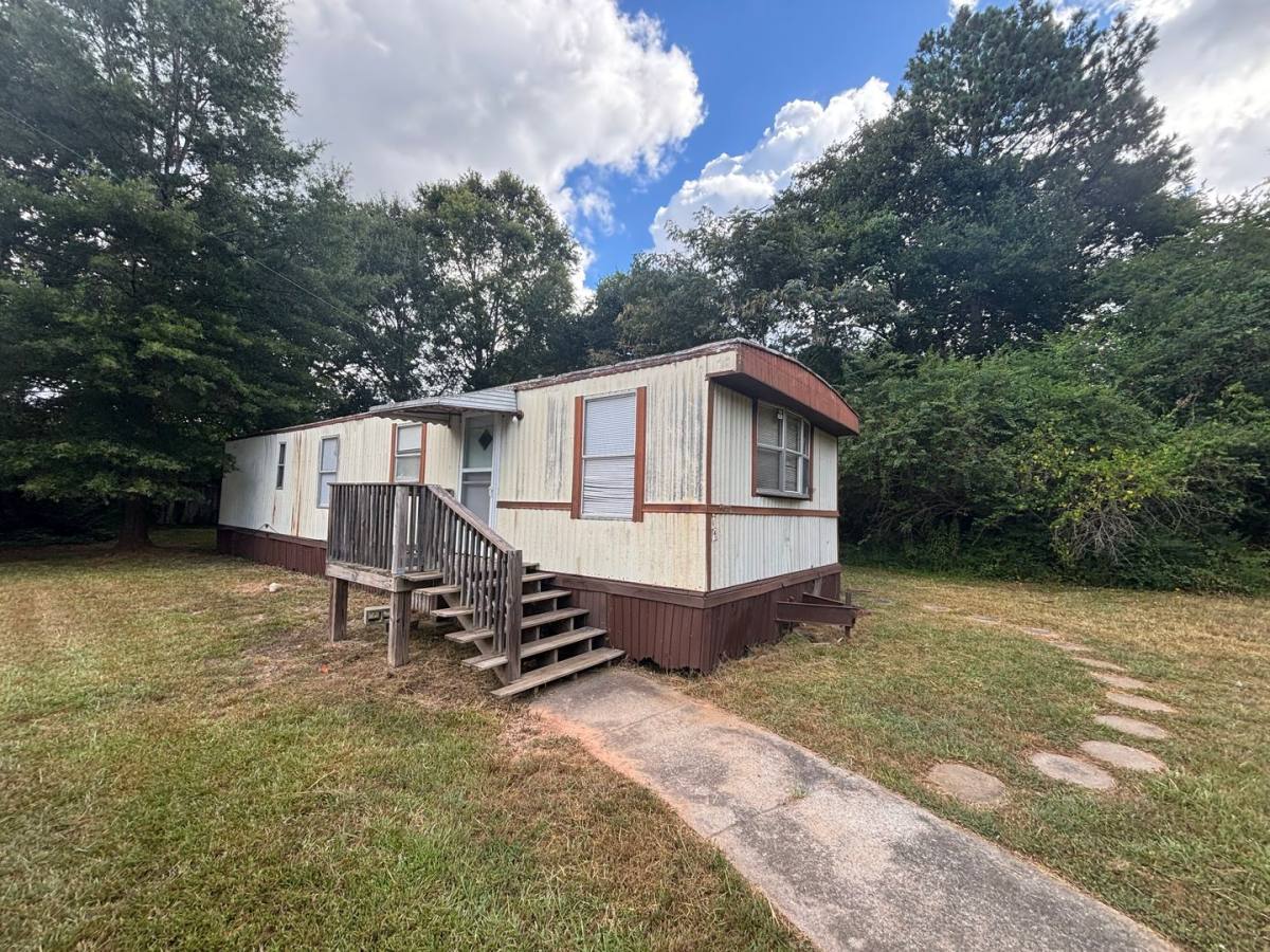 House for rent at 23 Highland St, Rome, GA 30161
