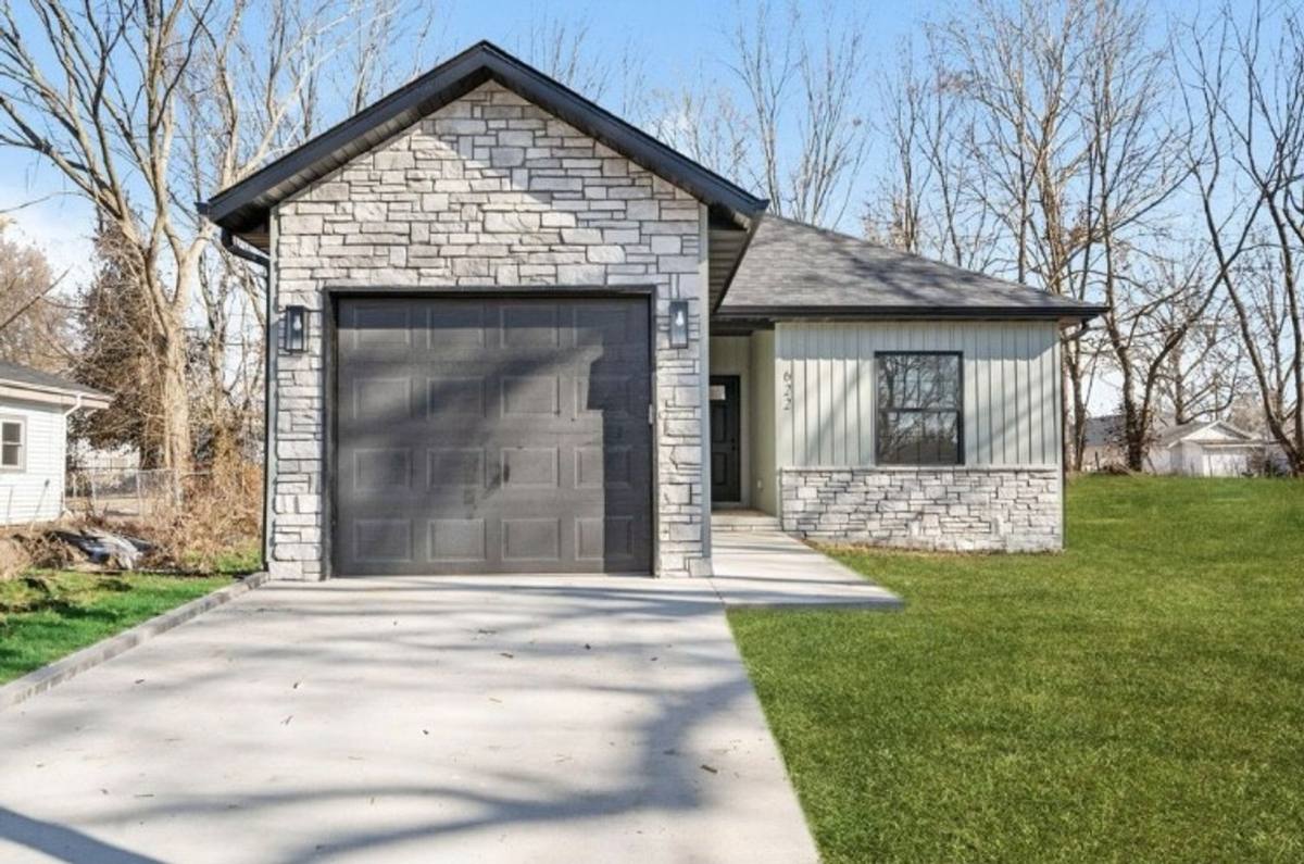 House for rent at 2731 W Latoka, Springfield, MO 65807